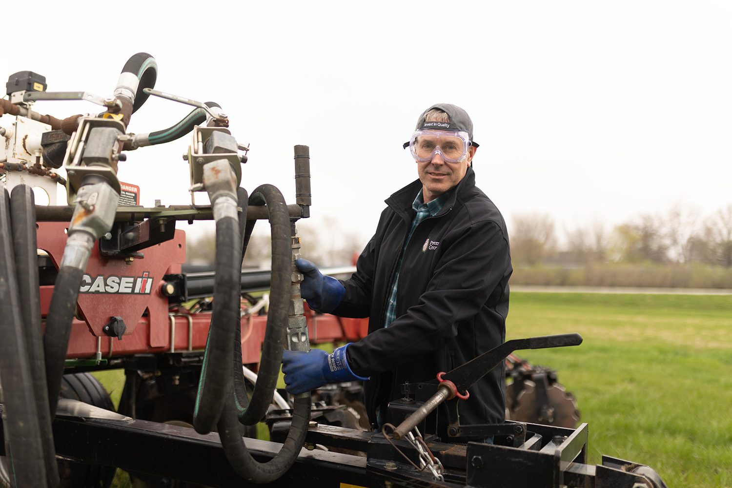 Applying fertilizer to field