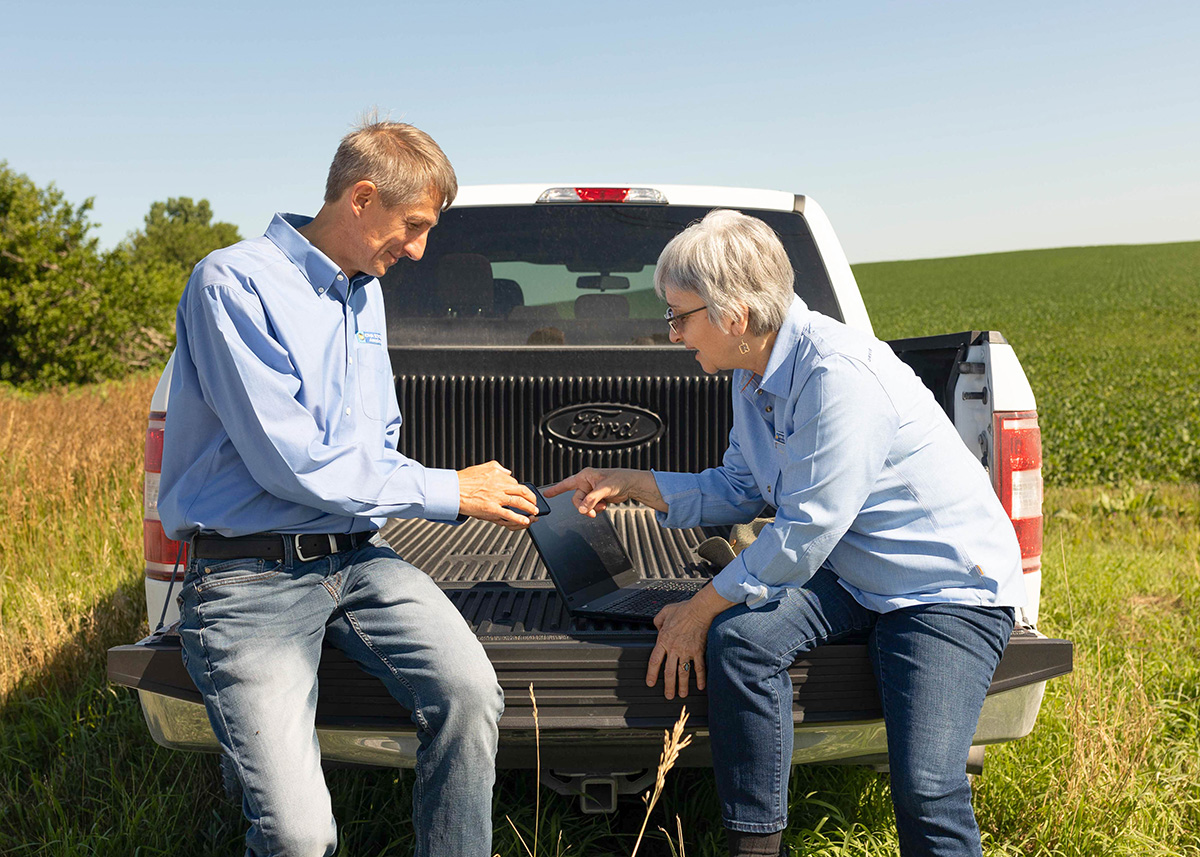 Using ISA digital tools out on the farm