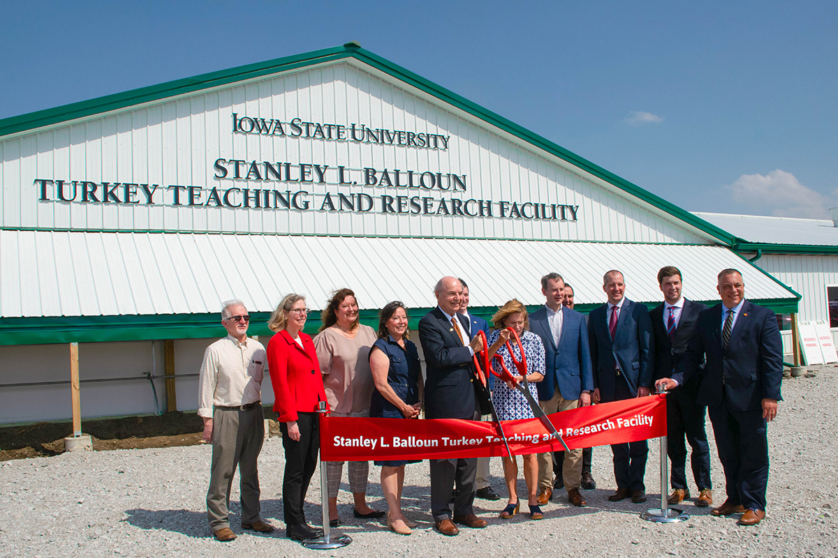 Ribbon cutting at new turkey research facility