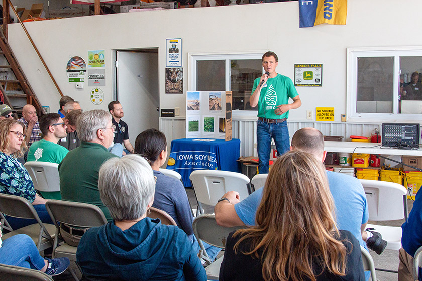 Conservation agronomist speaking to farmers and industr