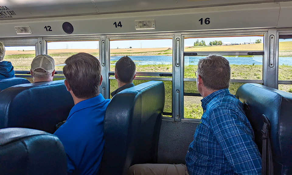 Water stakeholders on bus tour of Iowa