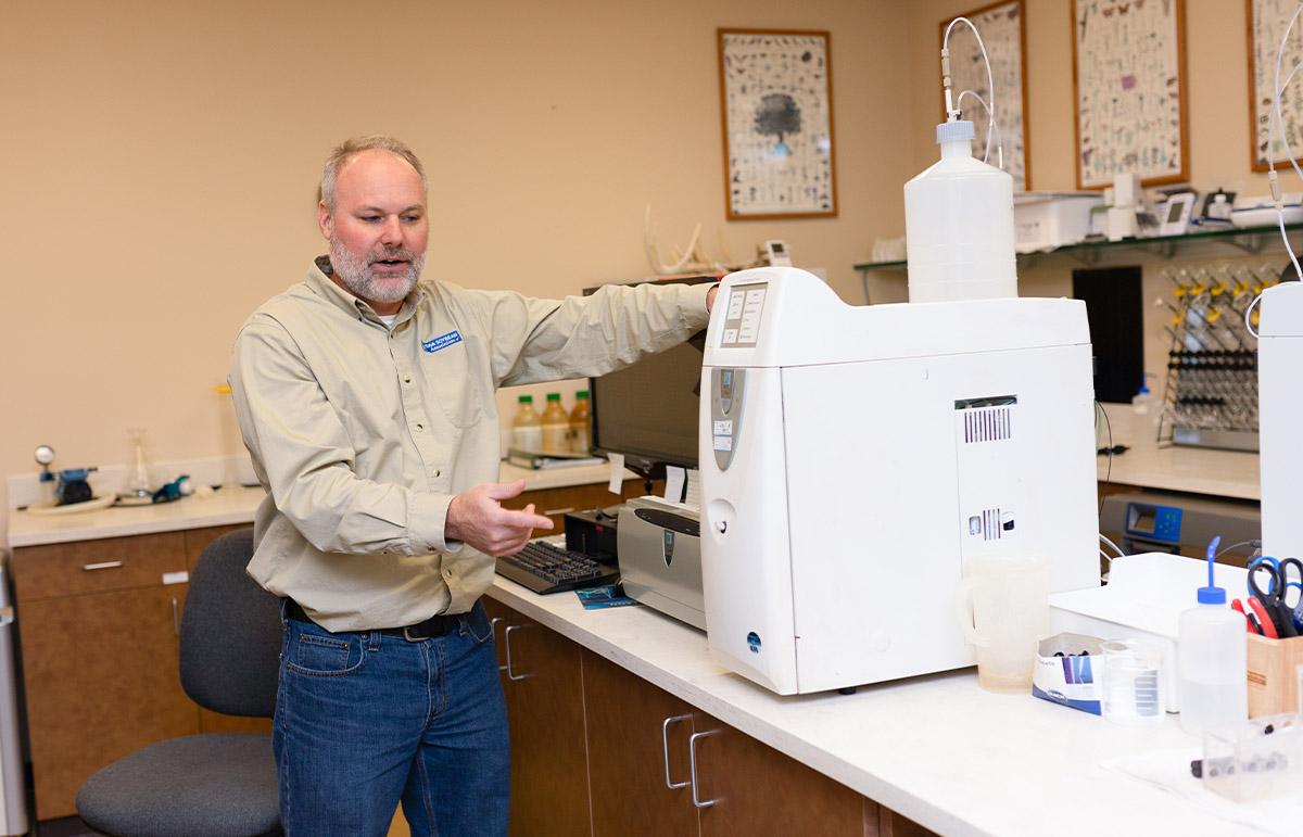 Tony Seeman in ISA water lab Water laboratory in Iowa