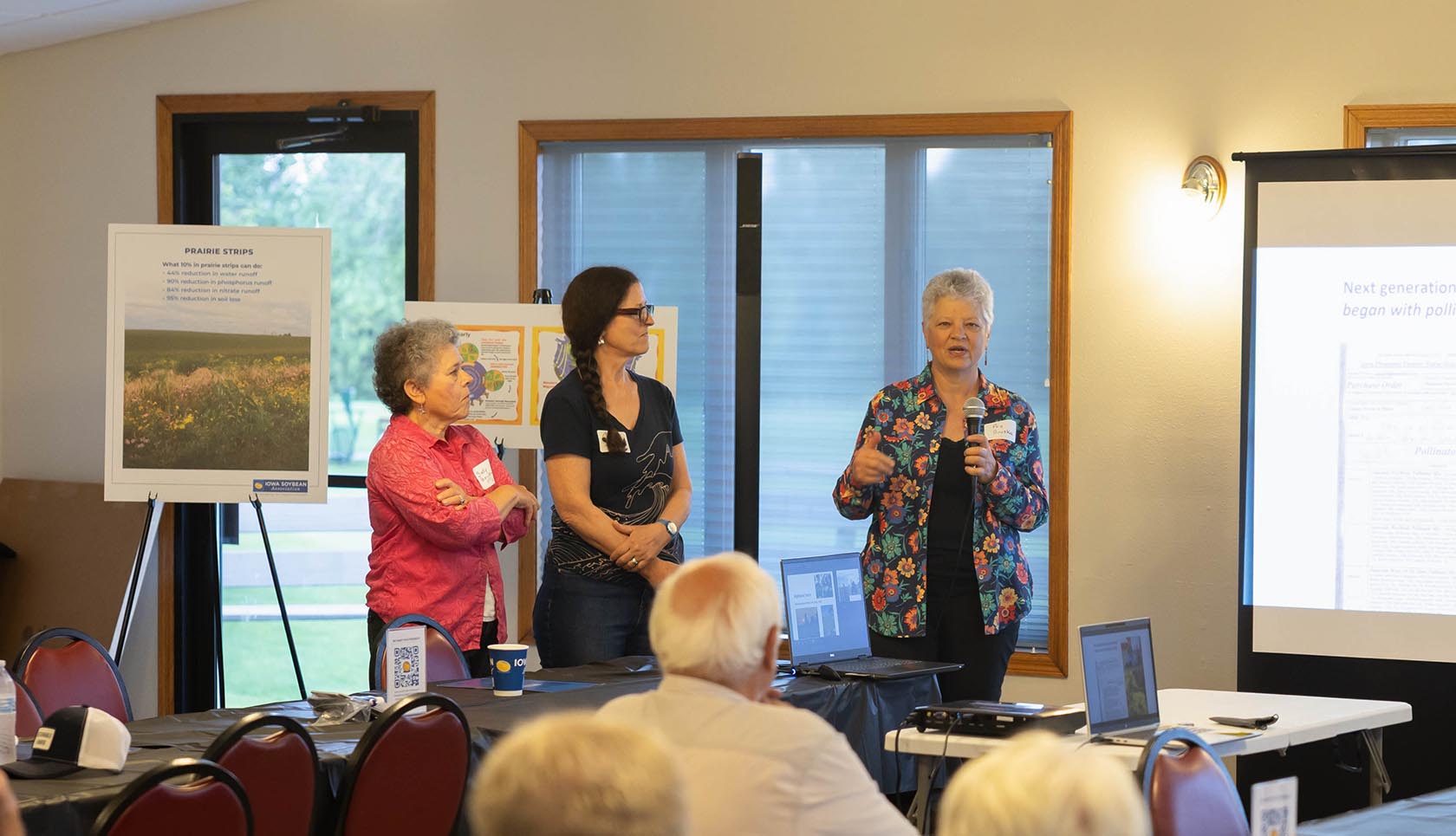 Bouska Sisters Conservation meeting for farmers.