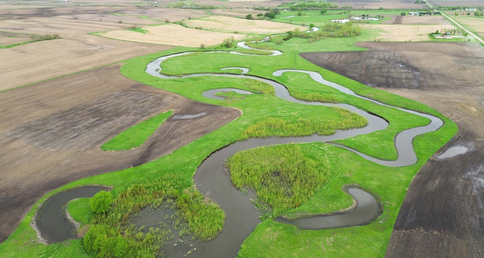 Meandering waterway