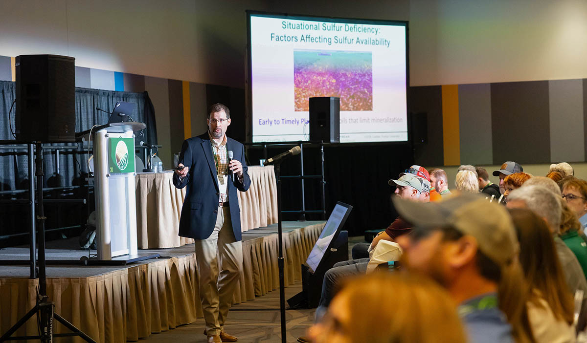 Speaker in session at Commodity Classic