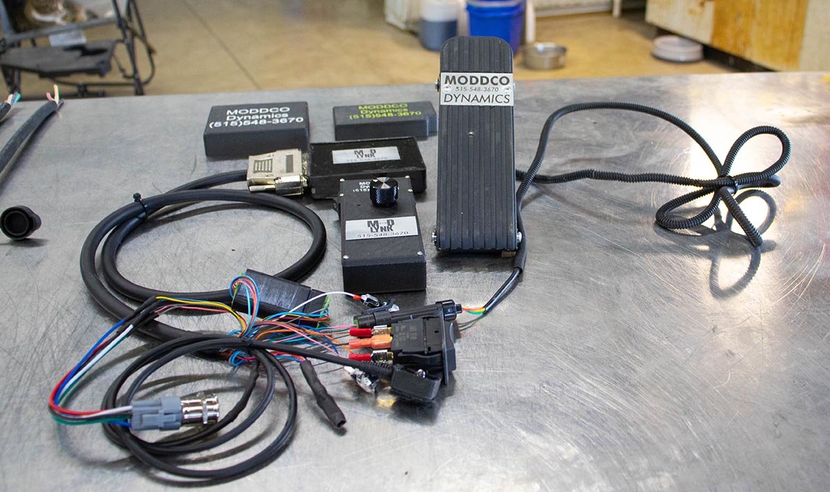 Technical assembly to be installed in equipment