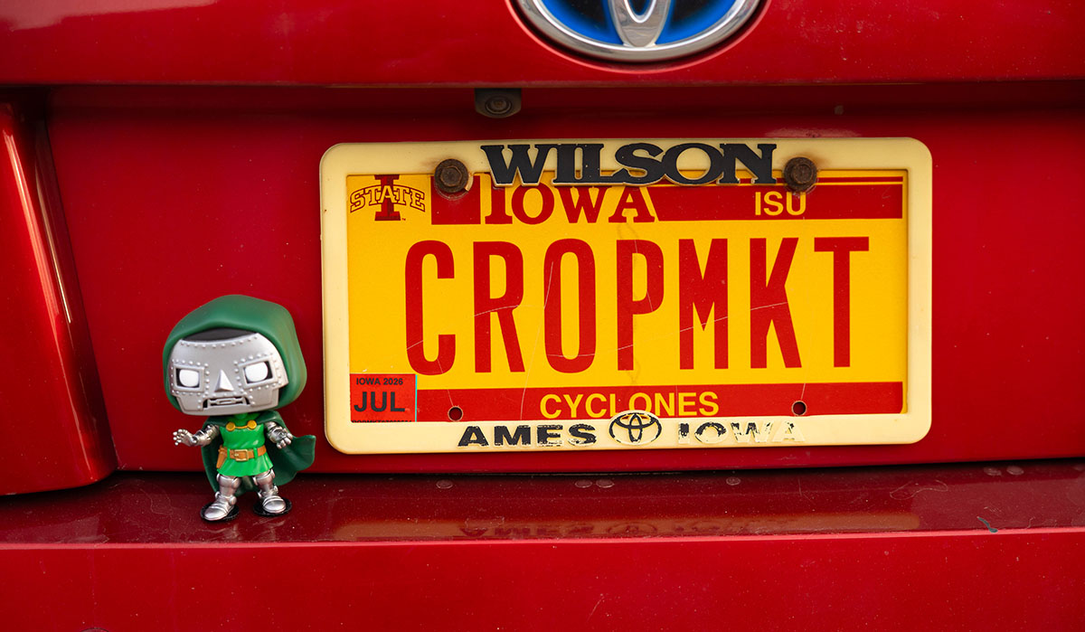 License plate with Dr. Doom Funko Pop