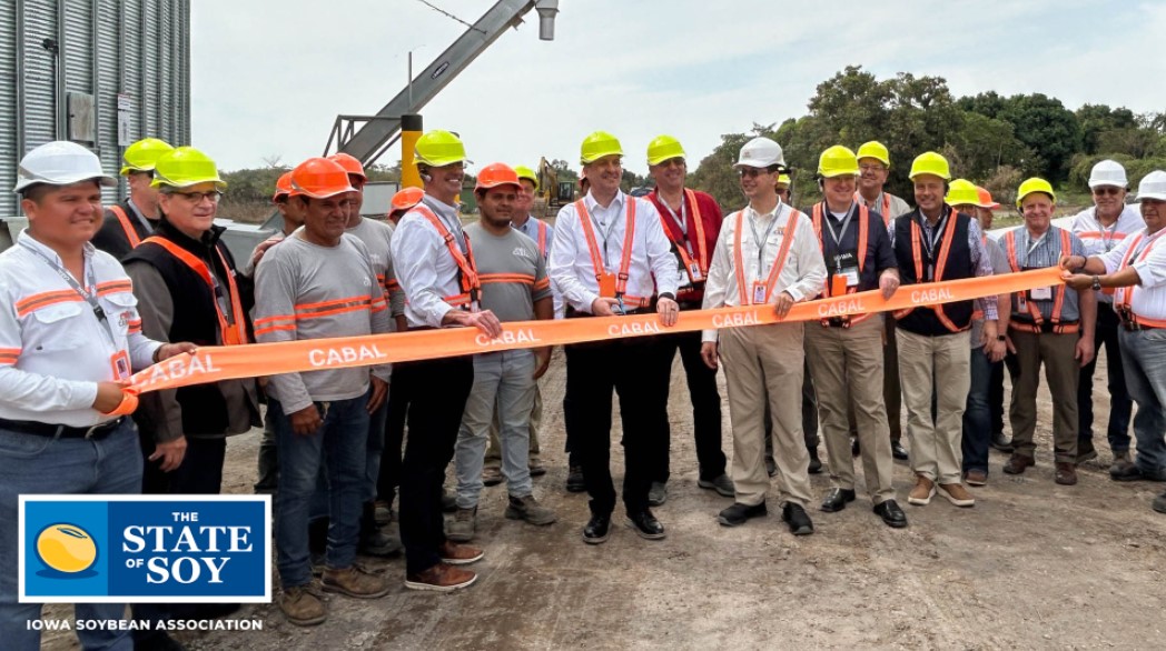 Group of Iowans on trade mission in Central America
