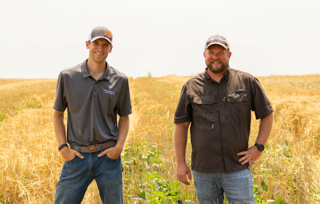 Lucas and Alex in field