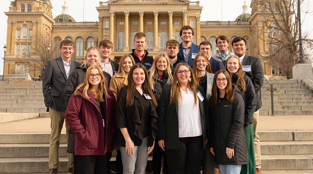 Soy Squad Class of 2025 College students outside of the Iowa State Capitol